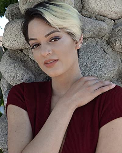 Bella Crimson