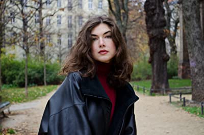 Nelly Buchet