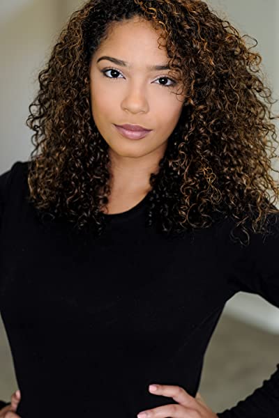 Samantha L Thomas